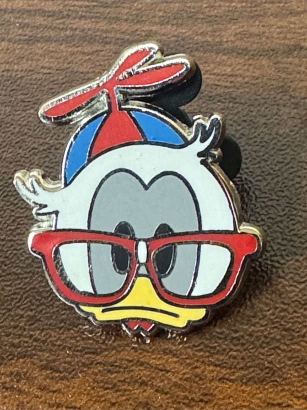5/$25 Disney Donald Duck Nerds Rock Pin